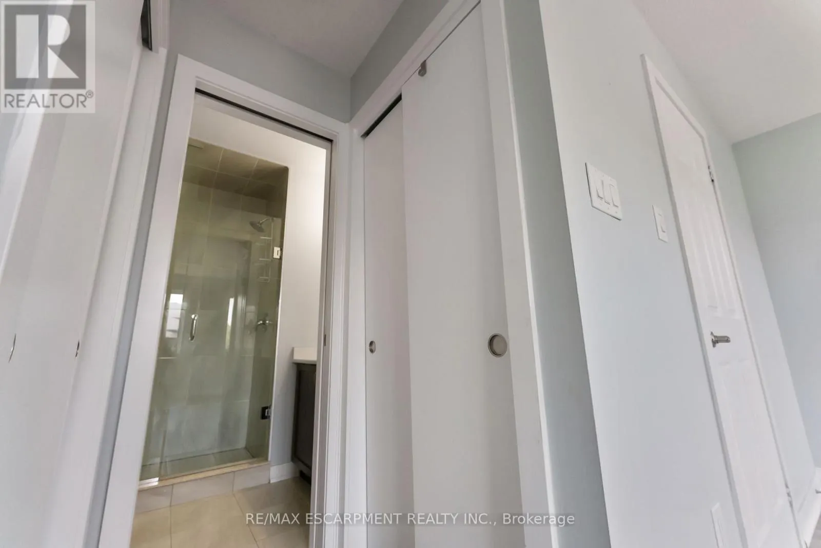 17 MULHOLLARD LANE