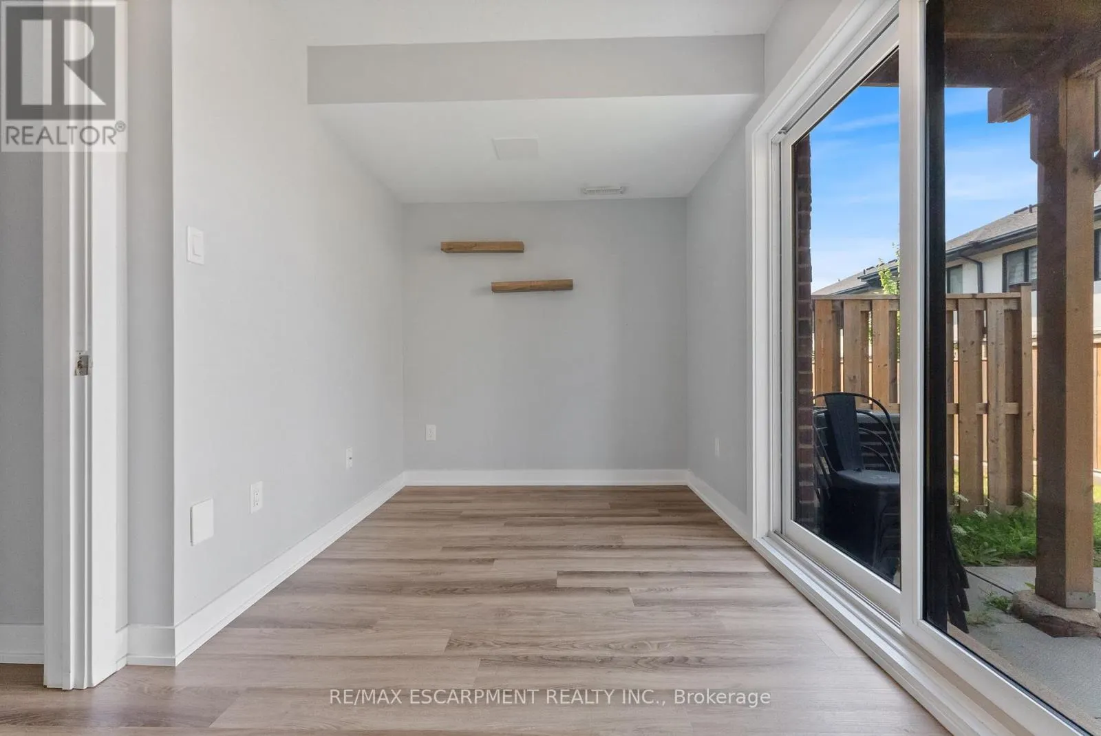 17 MULHOLLARD LANE