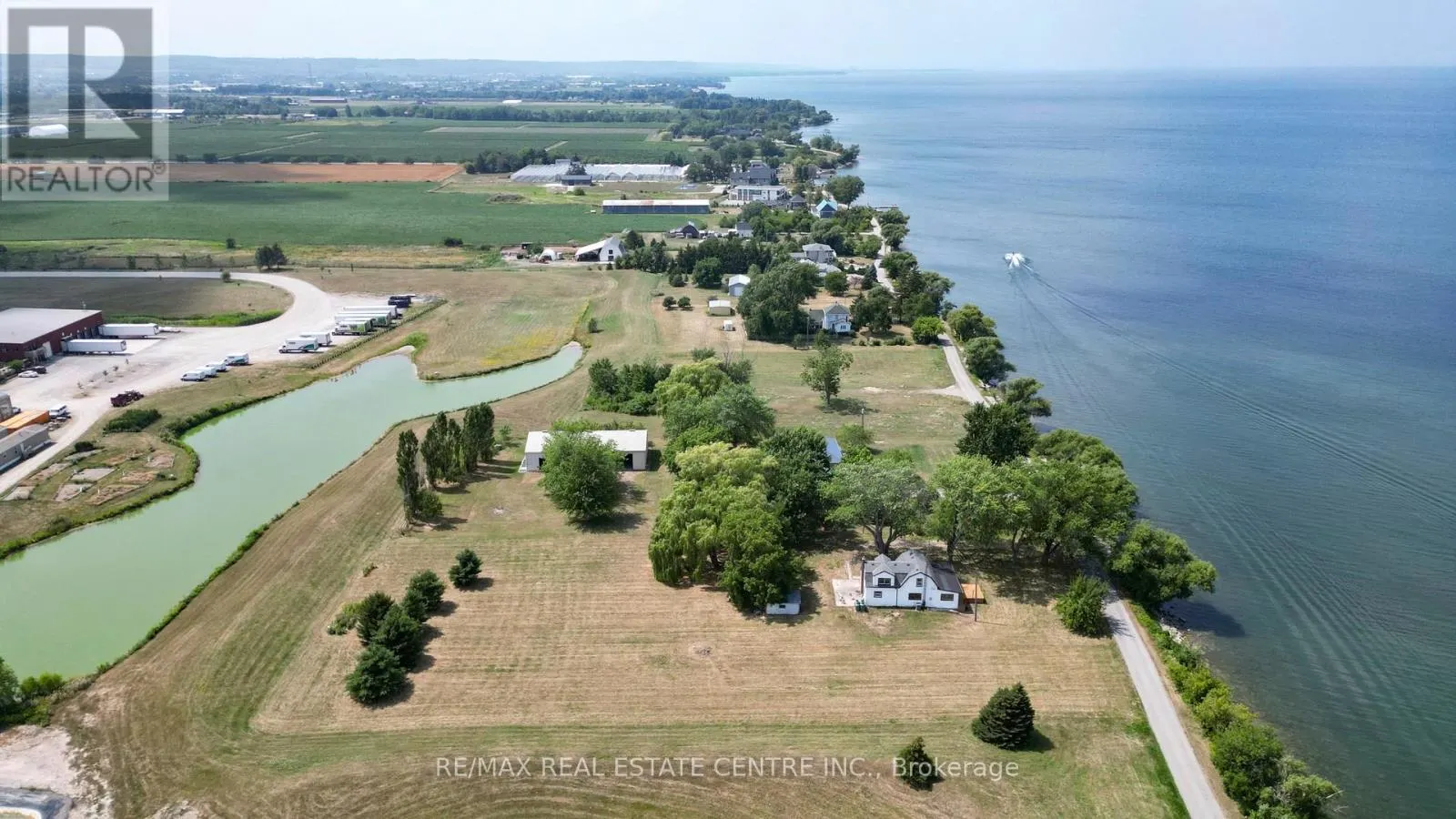 4036 LAKESHORE ROAD