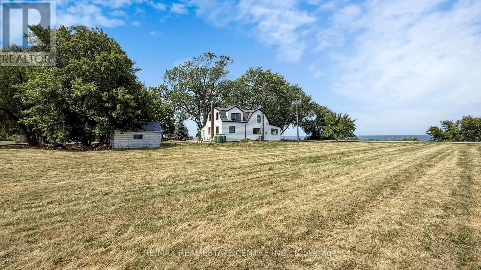 4036 LAKESHORE ROAD