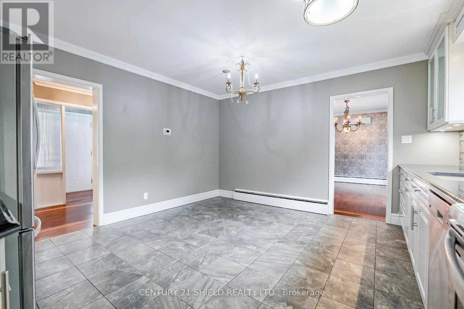 903 RIVERDALE AVENUE