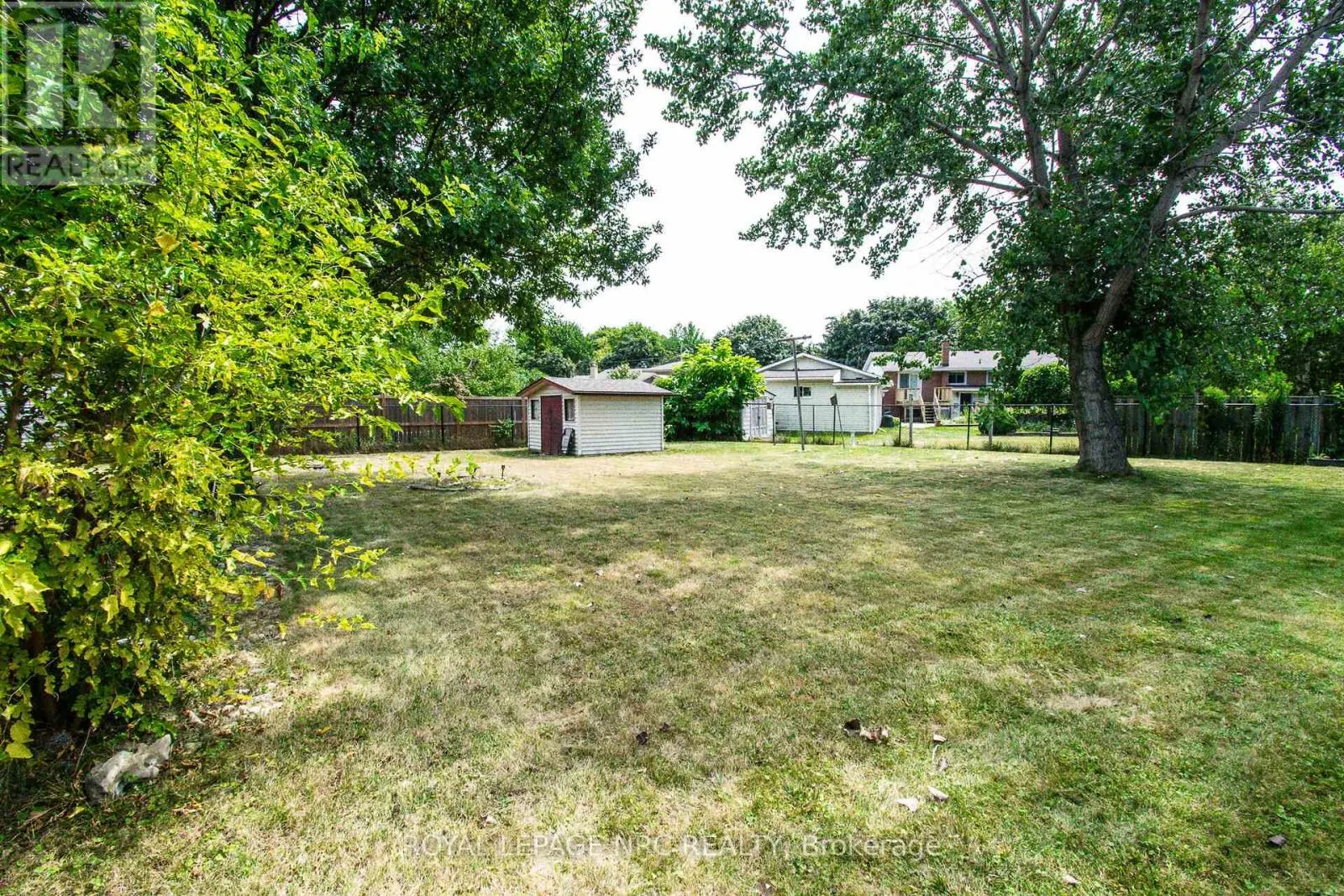 73 LOCKVIEW CRESCENT