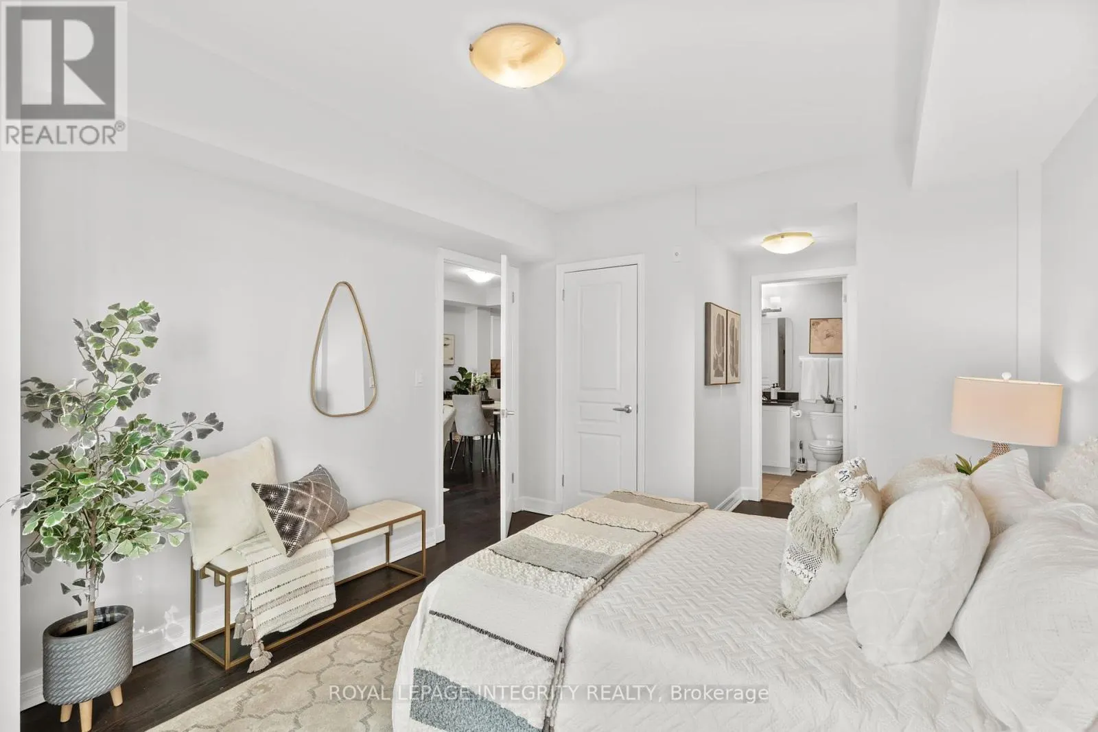 309 - 200 BESSERER STREET N