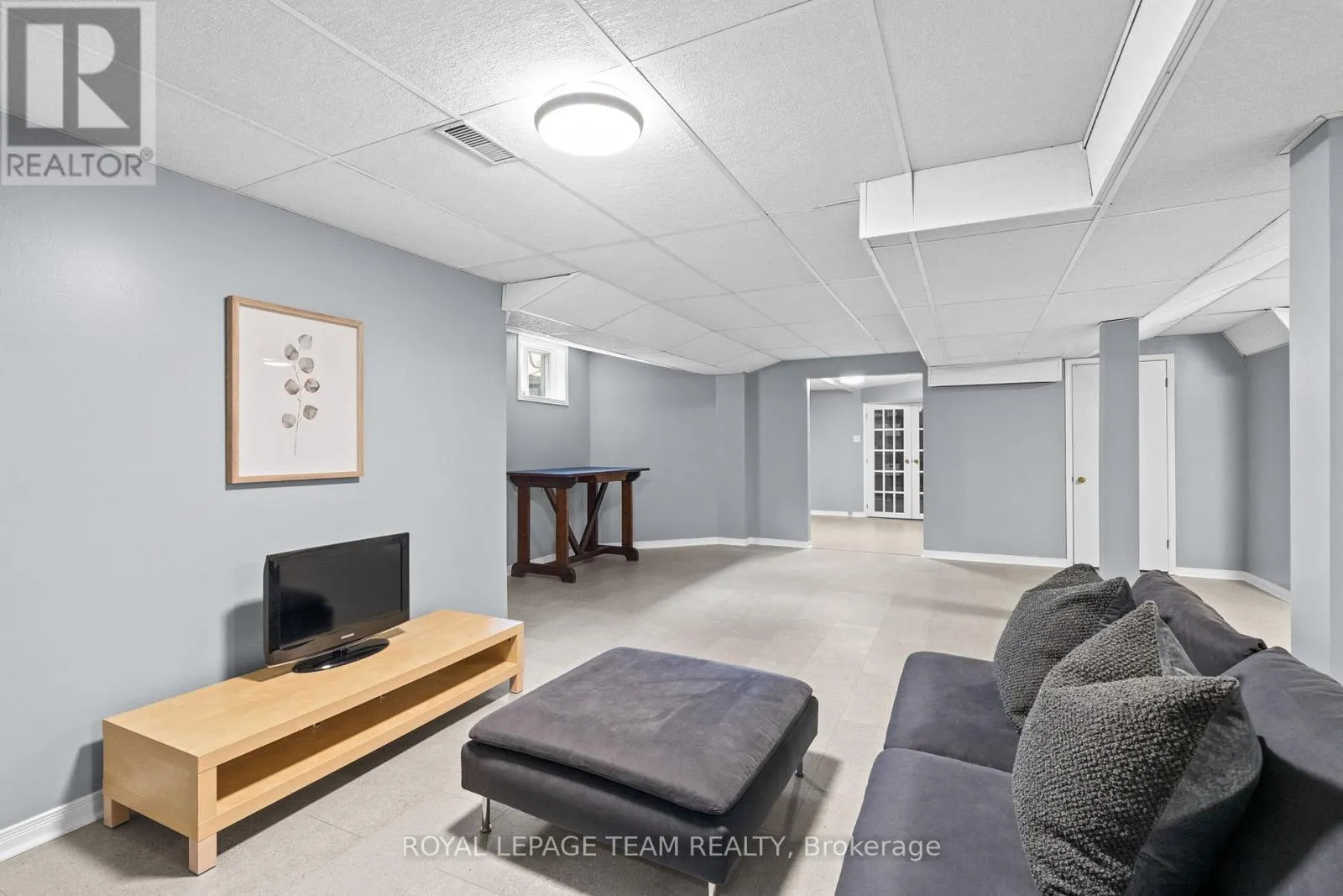 10 WELDALE DRIVE