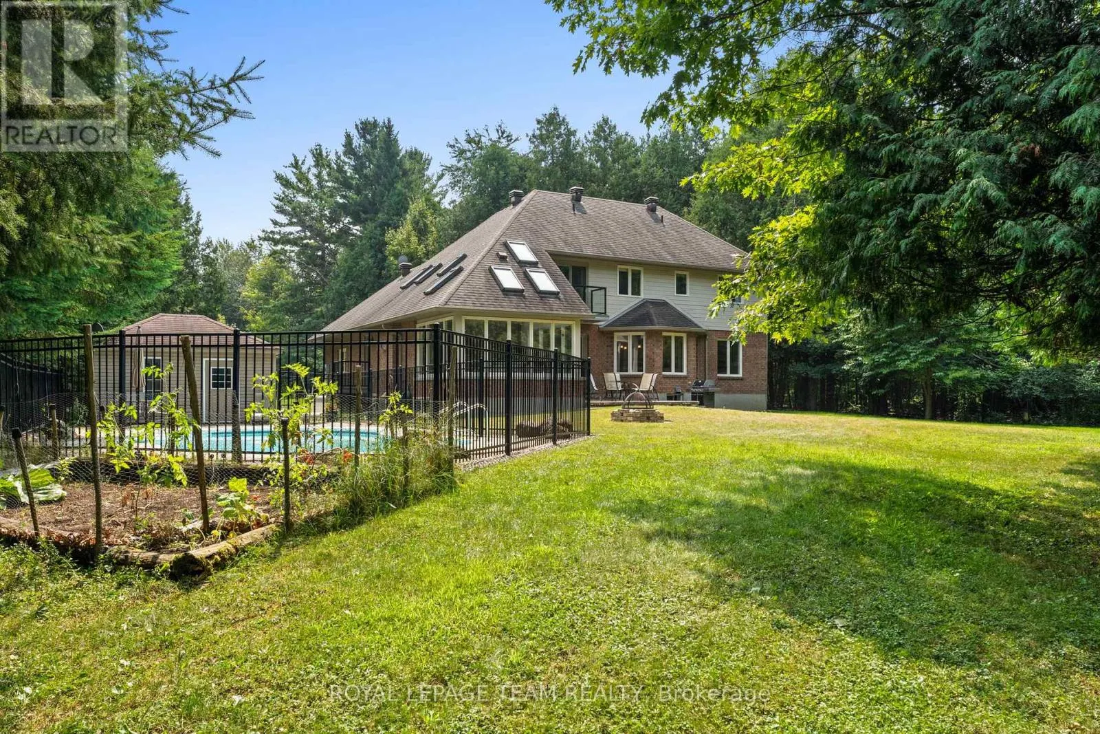 10 WELDALE DRIVE