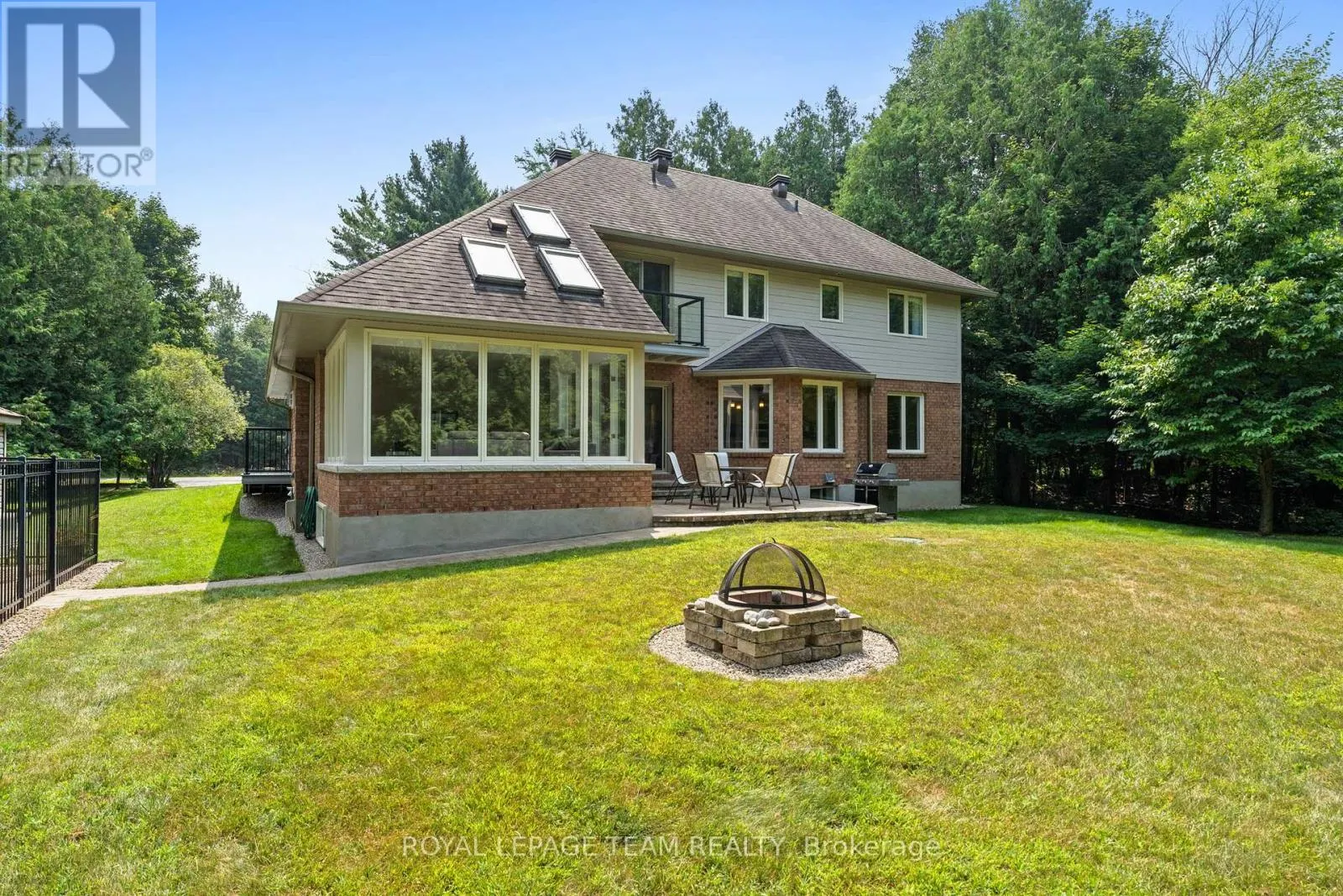 10 WELDALE DRIVE