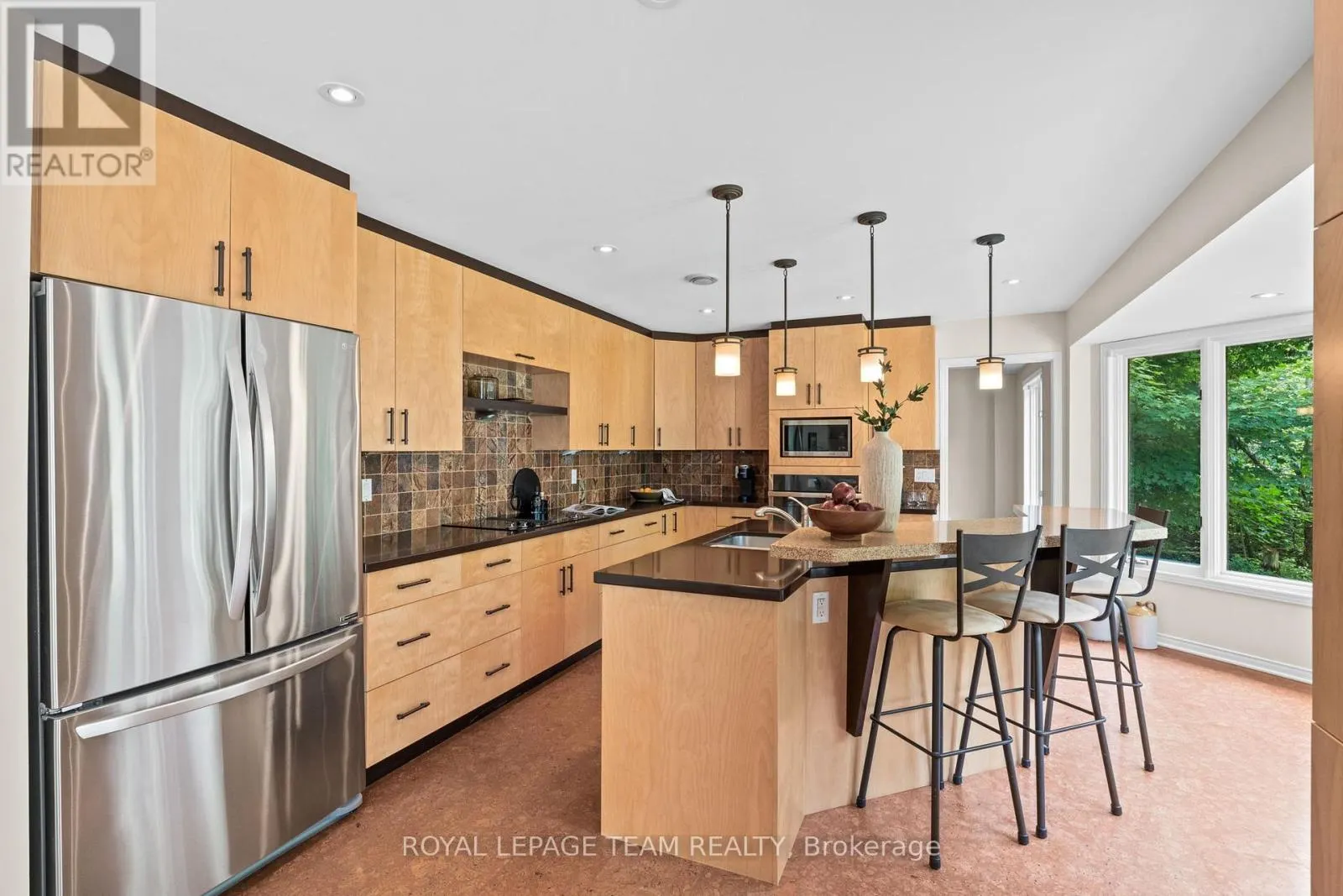 10 WELDALE DRIVE