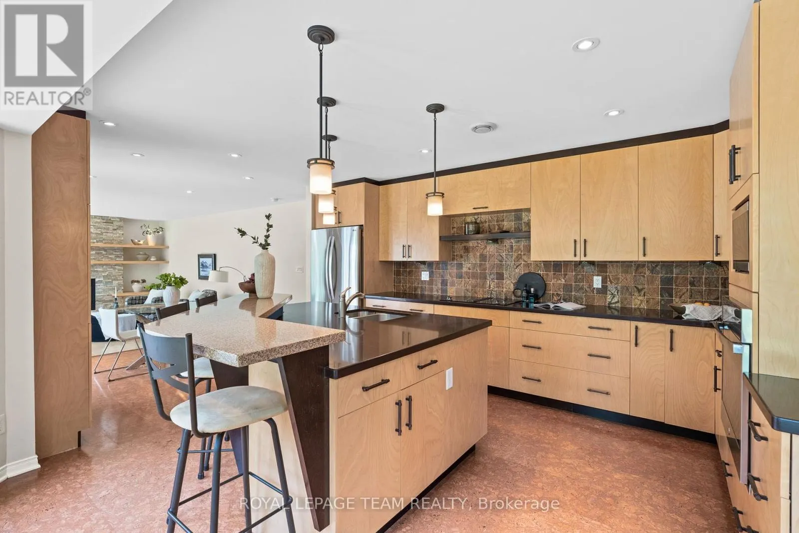 10 WELDALE DRIVE