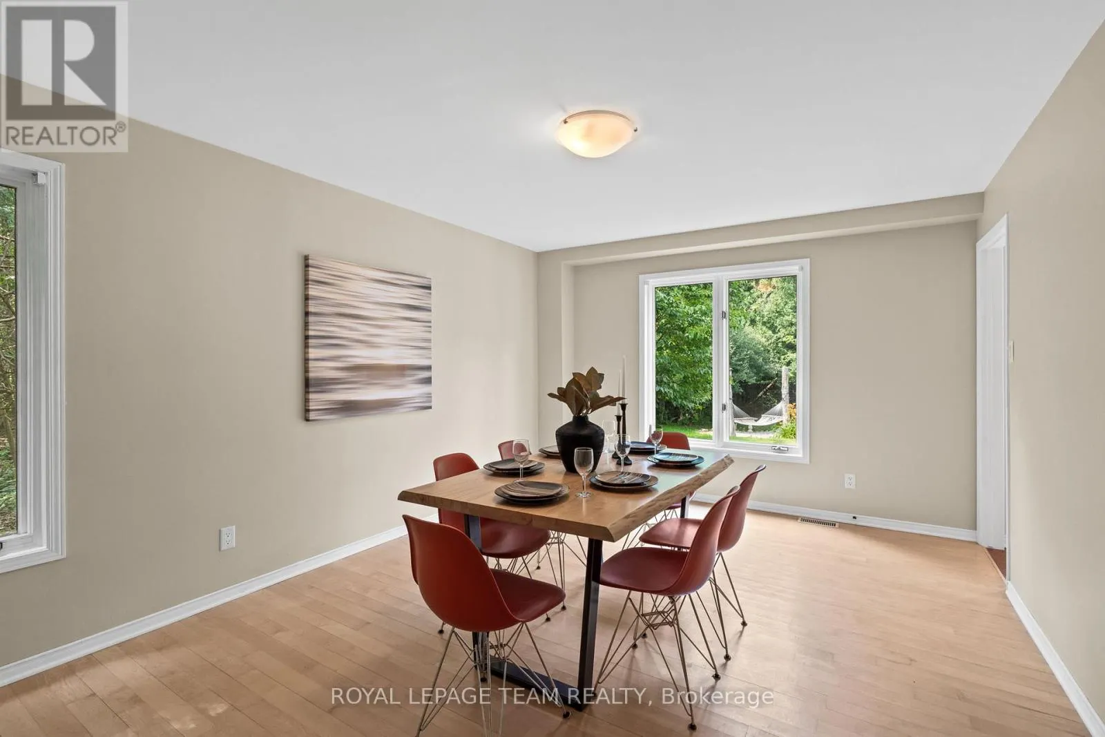 10 WELDALE DRIVE