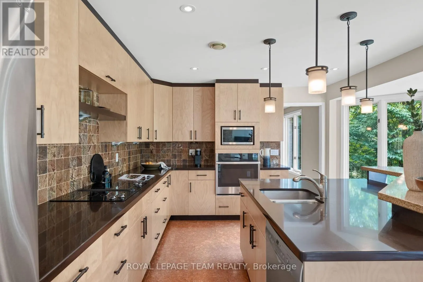 10 WELDALE DRIVE