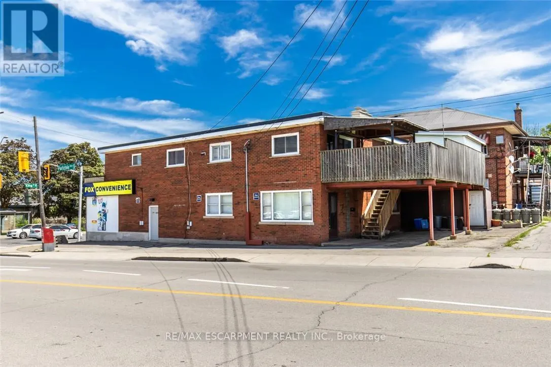 2340 KING STREET E