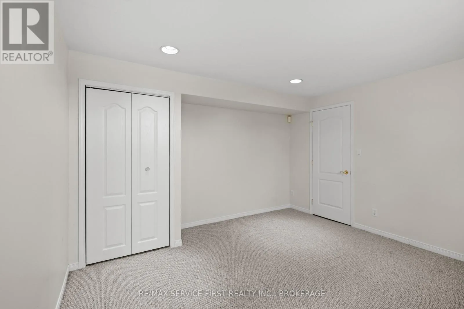 229 ISLAND VIEW DRIVE