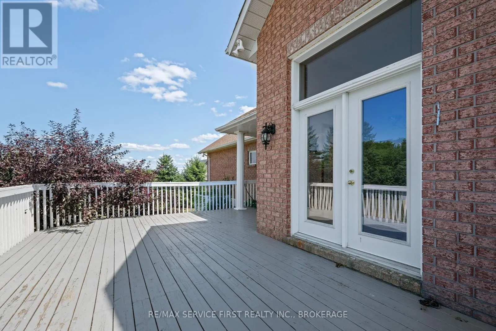 229 ISLAND VIEW DRIVE