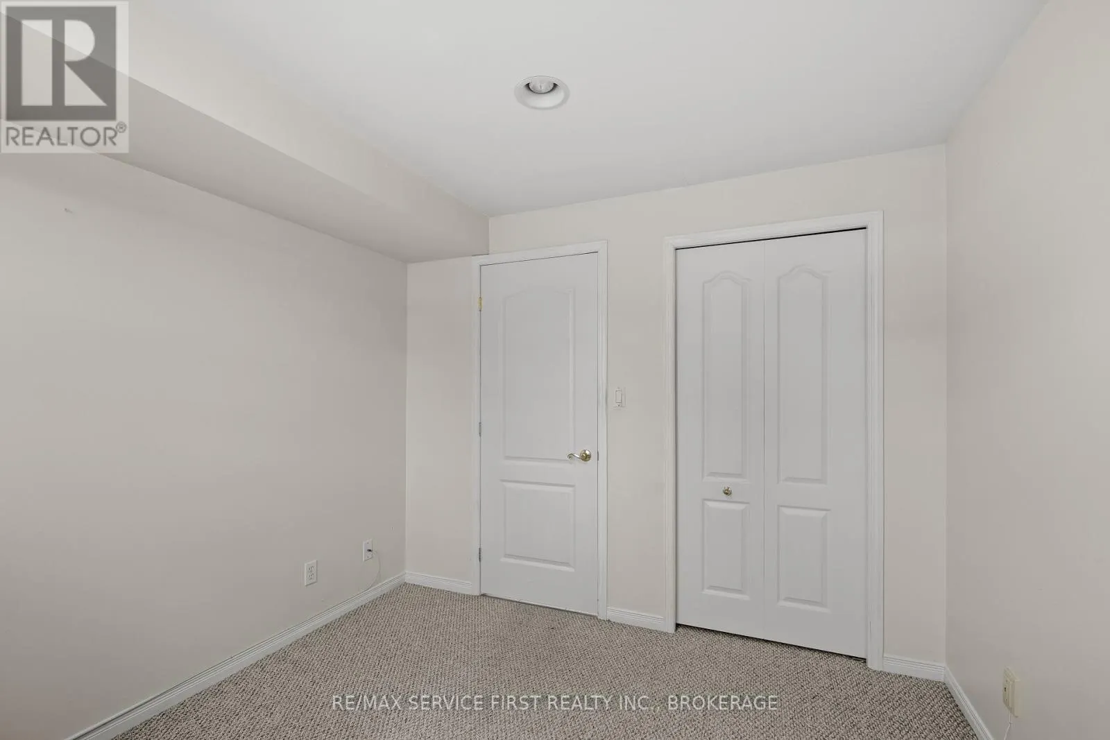 229 ISLAND VIEW DRIVE