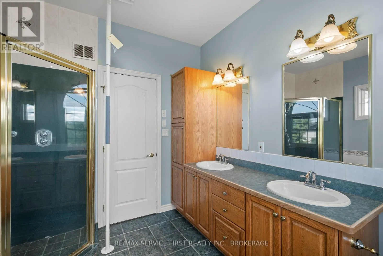 229 ISLAND VIEW DRIVE