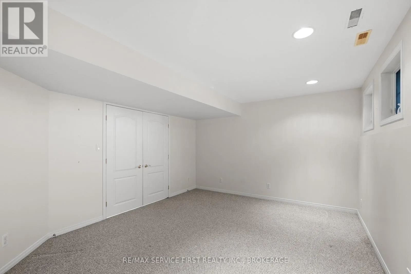229 ISLAND VIEW DRIVE
