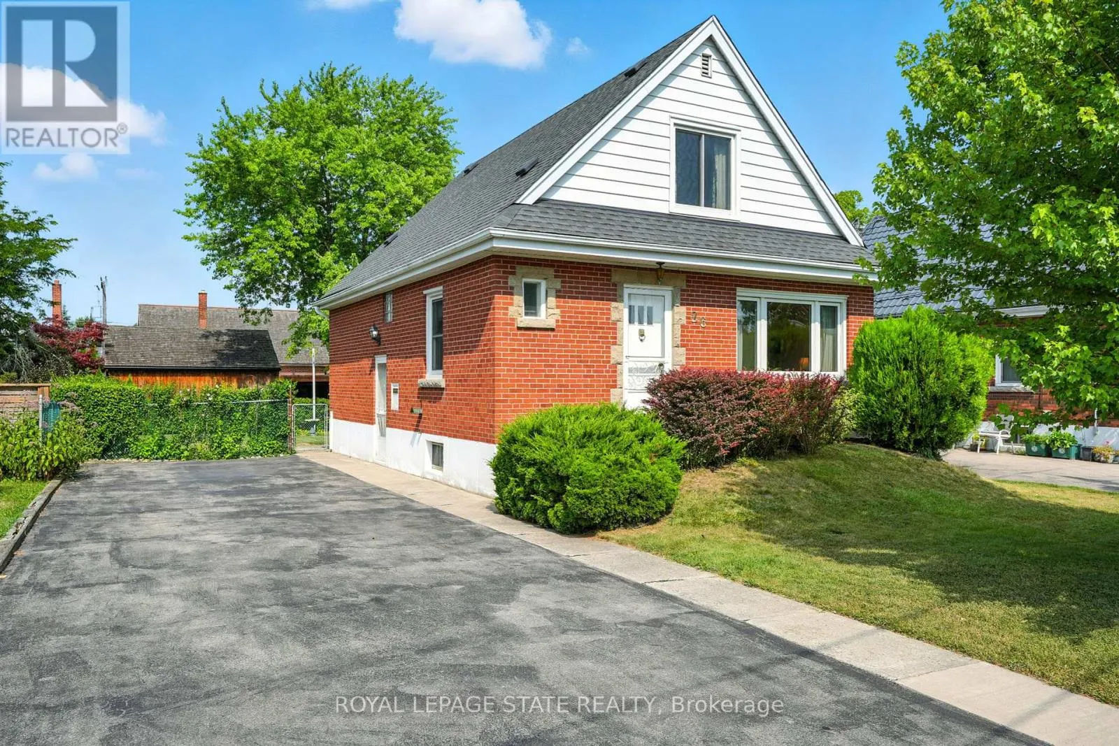 26 MARION PLACE