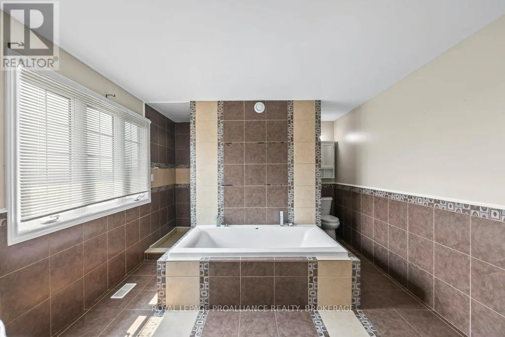 1058 LUCAS ROAD