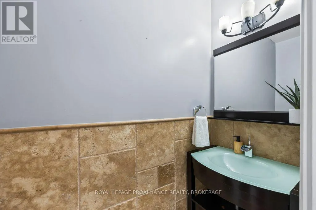 1058 LUCAS ROAD