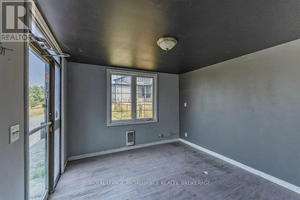 1058 LUCAS ROAD