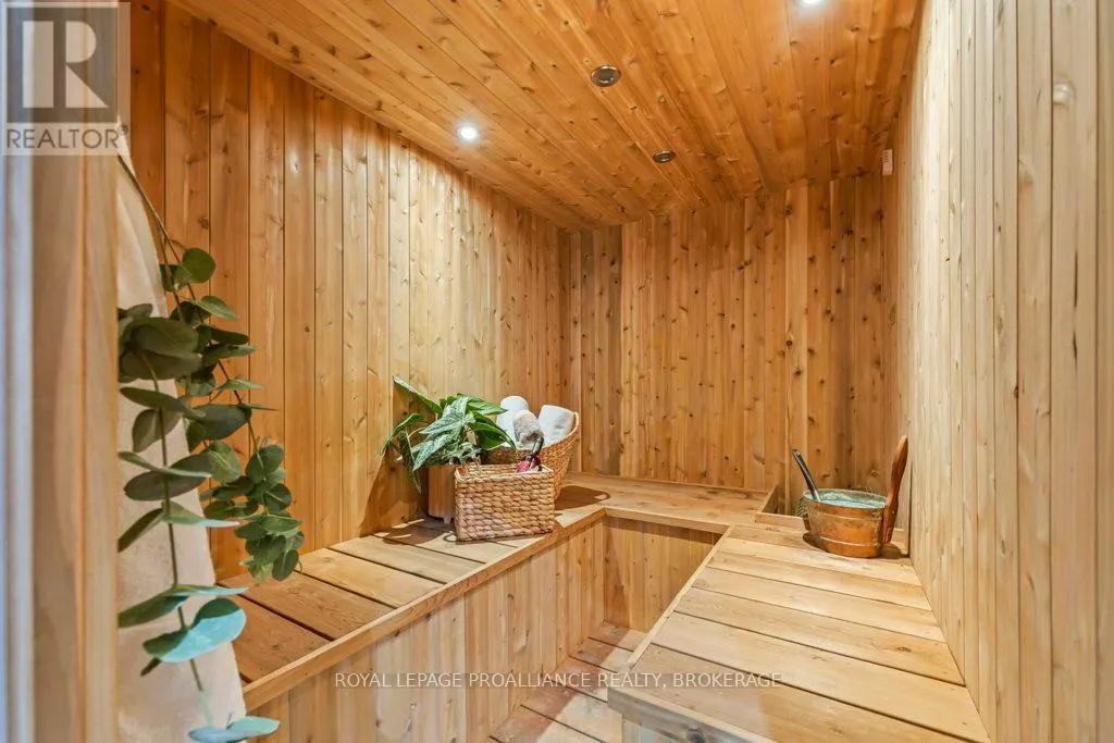 1058 LUCAS ROAD