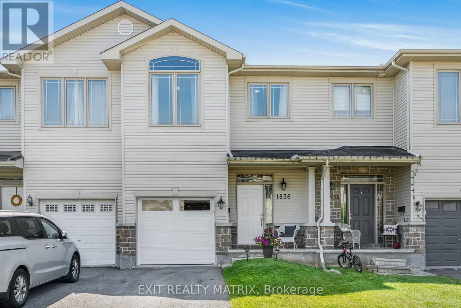 1836 ARROWGRASS WAY