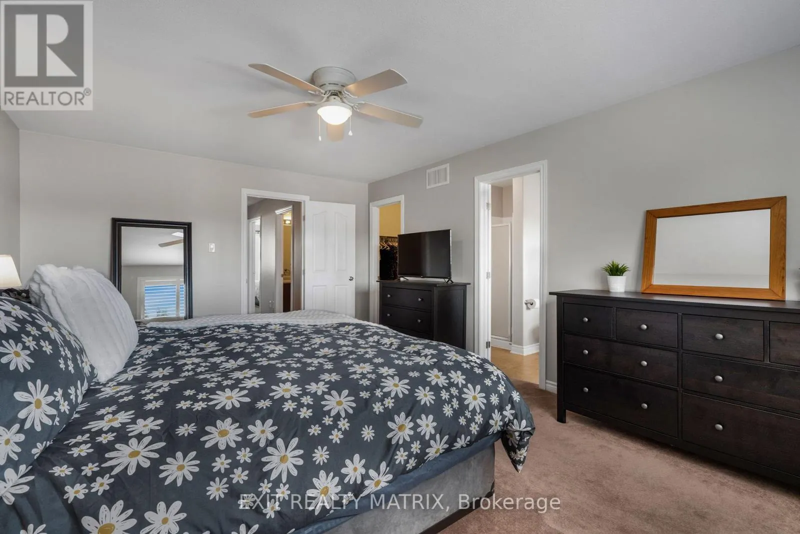1836 ARROWGRASS WAY