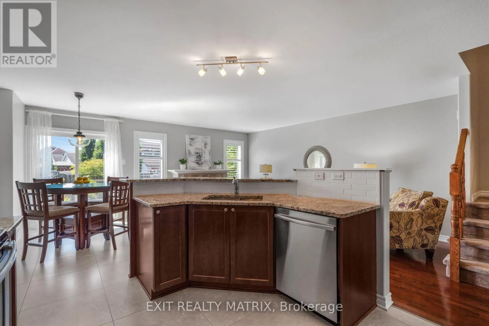 1836 ARROWGRASS WAY