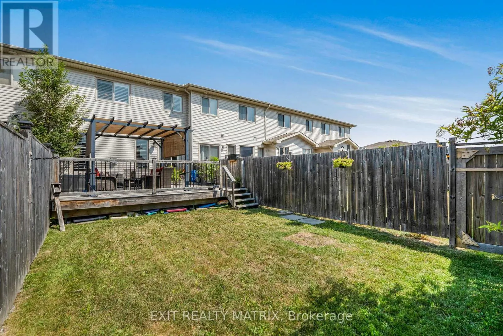 1836 ARROWGRASS WAY
