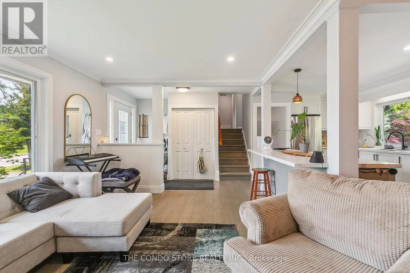 15 OLD ORCHARD DRIVE