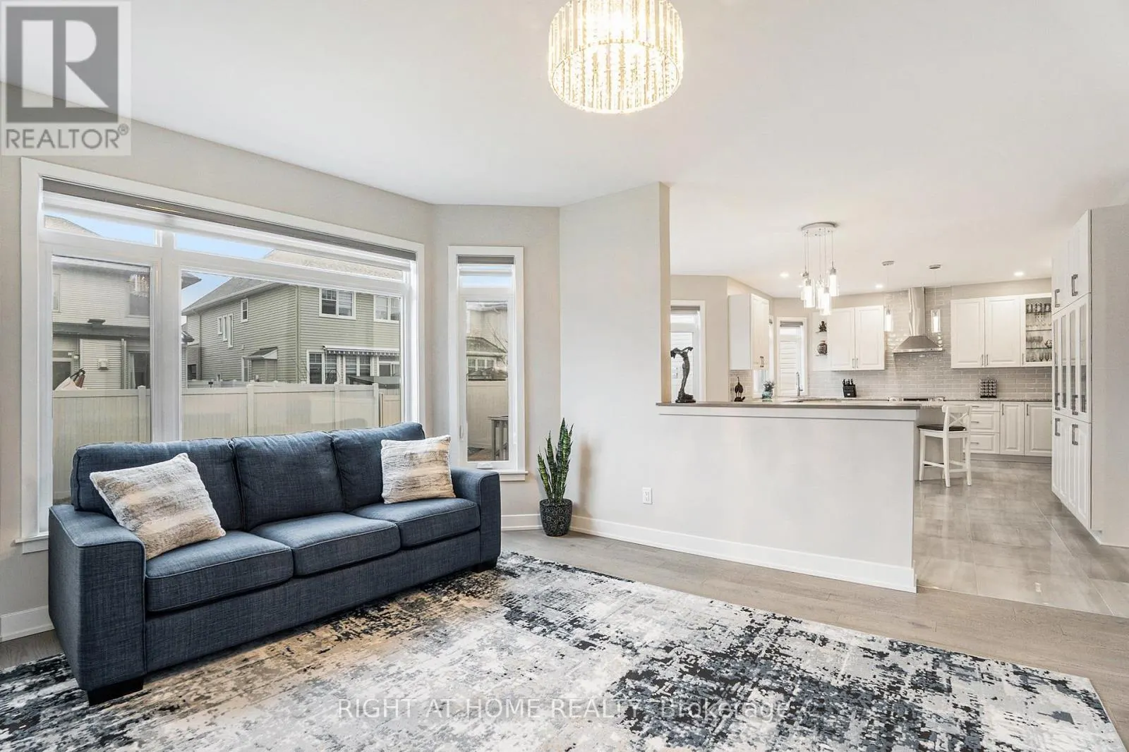 203 OSTERLEY WAY