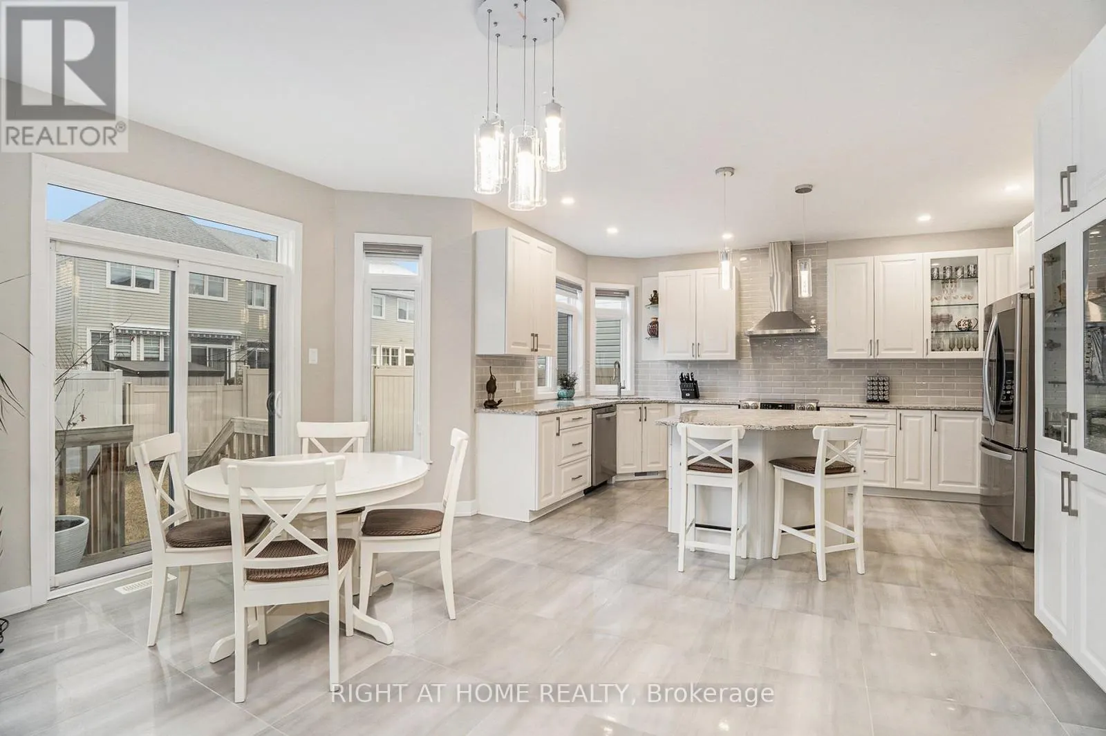 203 OSTERLEY WAY