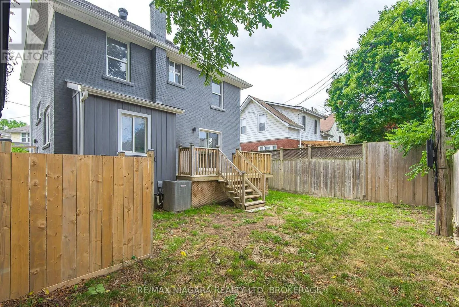 4607 NELSON CRESCENT