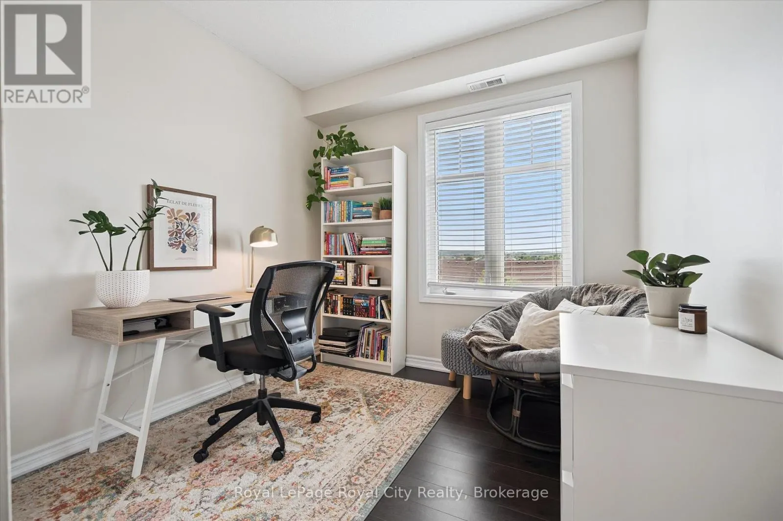 403 - 2 COLONIAL DRIVE, #403