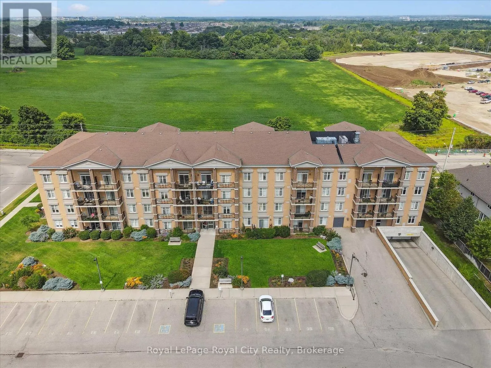403 - 2 COLONIAL DRIVE, #403