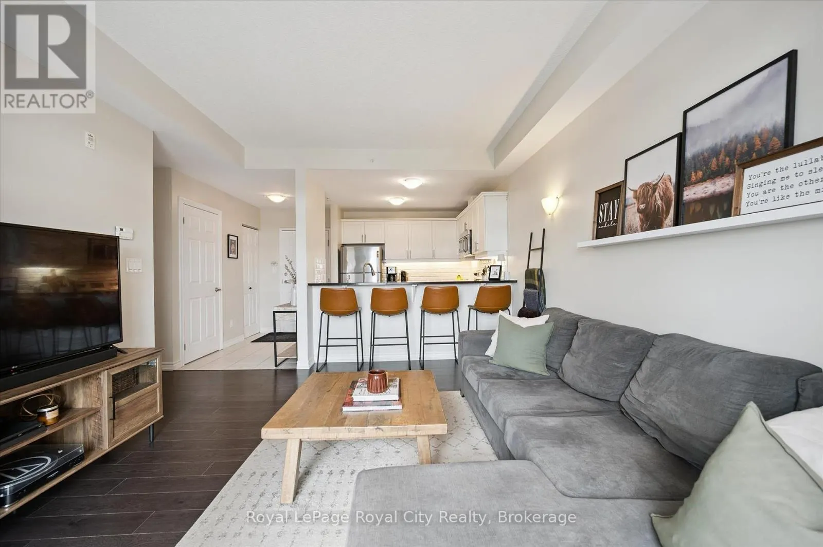 403 - 2 COLONIAL DRIVE, #403