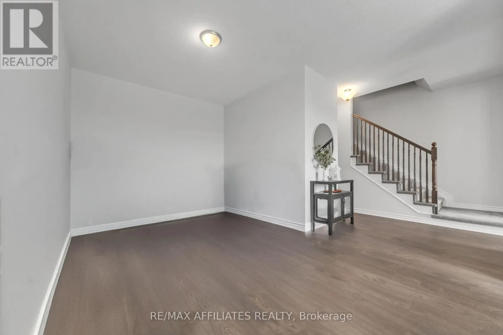 388 APHELION CRESCENT