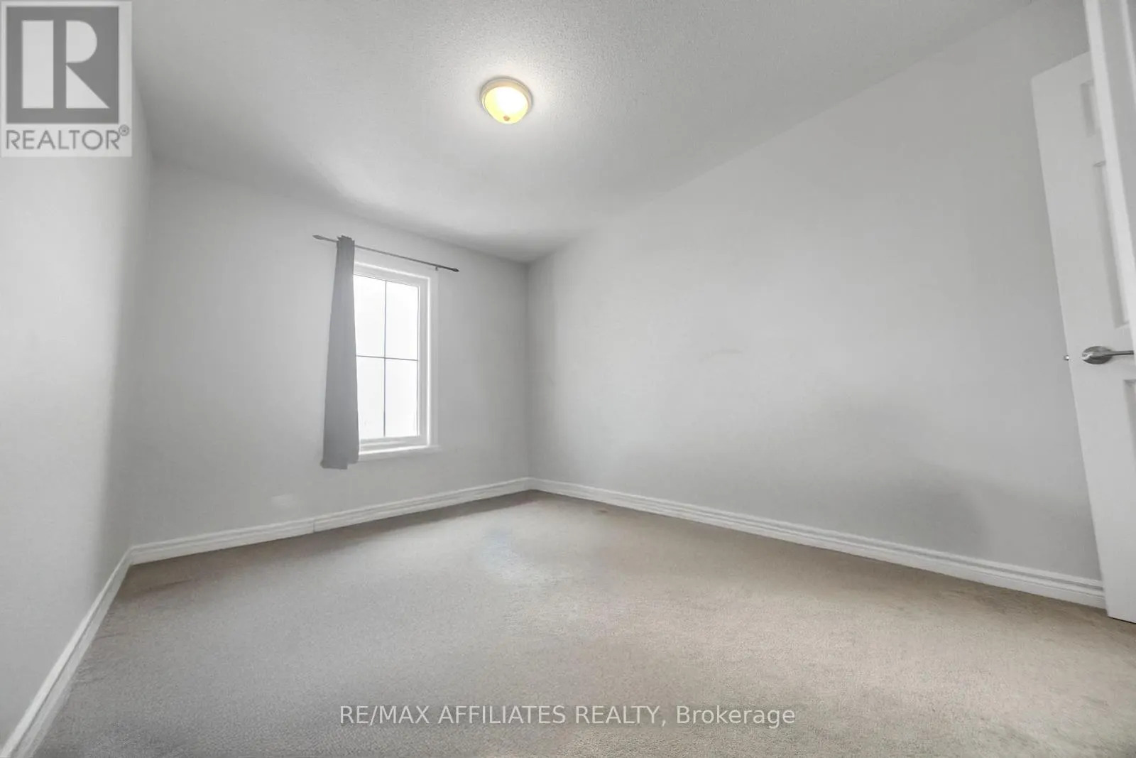 388 APHELION CRESCENT