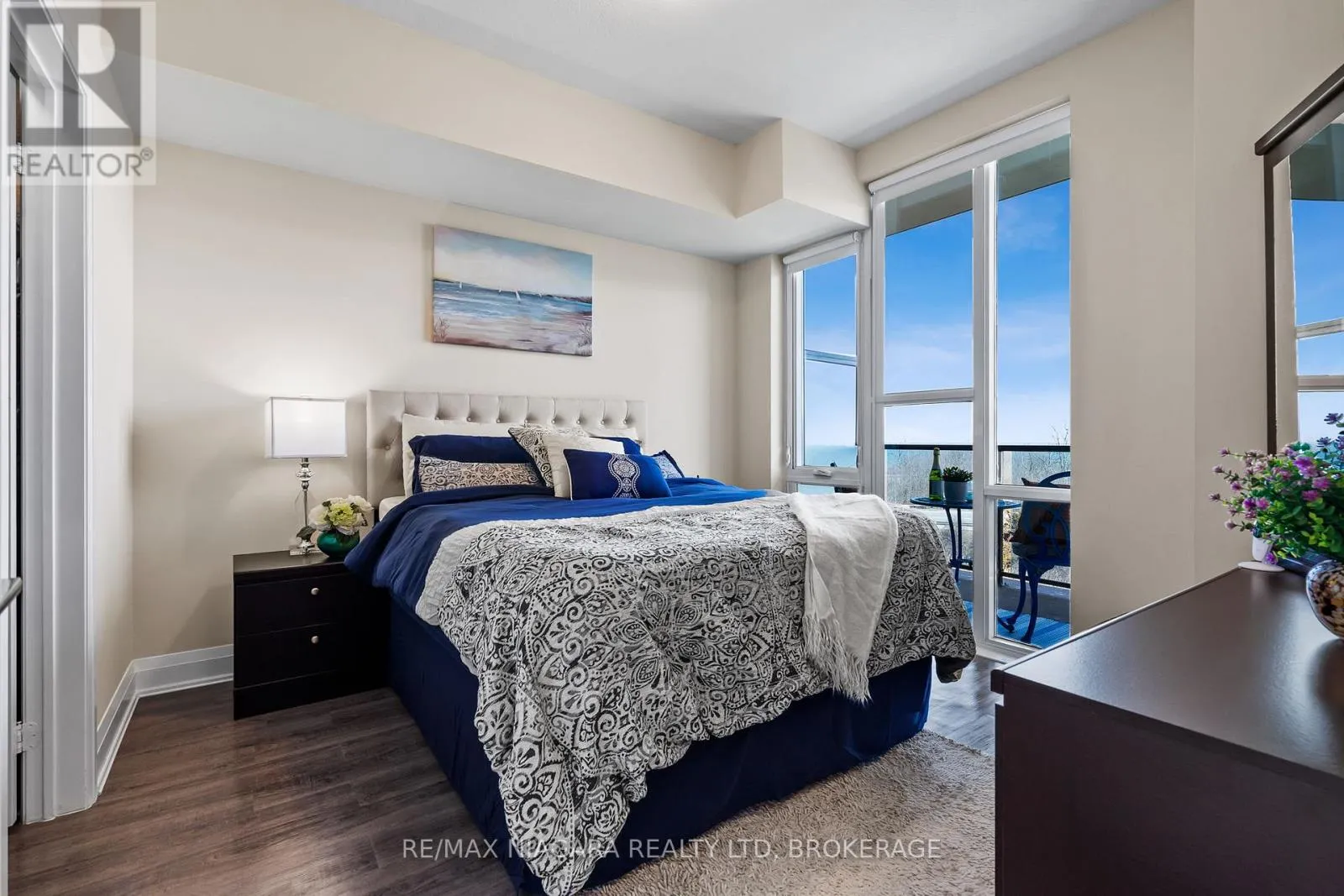 416 - 16 CONCORD PLACE, #416