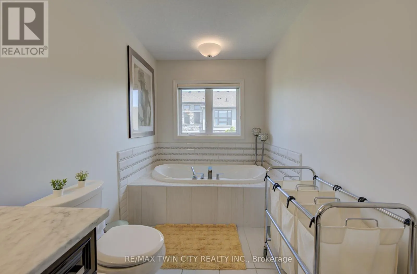 140 OAK PARK DRIVE
