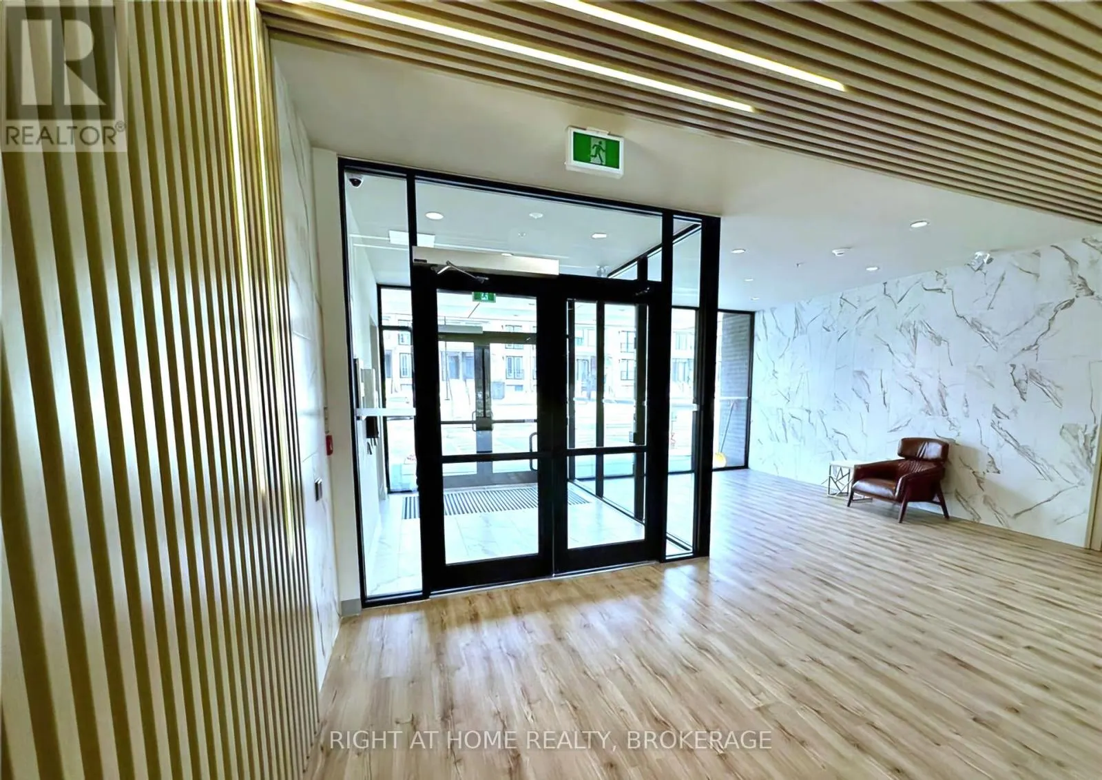 505 - 107 ROGER STREET S, #505