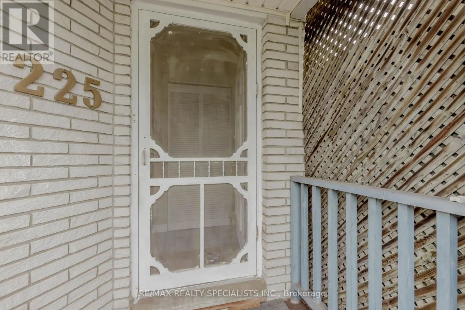 225 ARLINGTON STREET