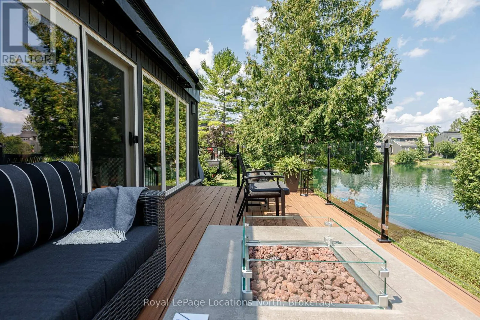 10 - 116 HIDDEN LAKE ROAD, #10