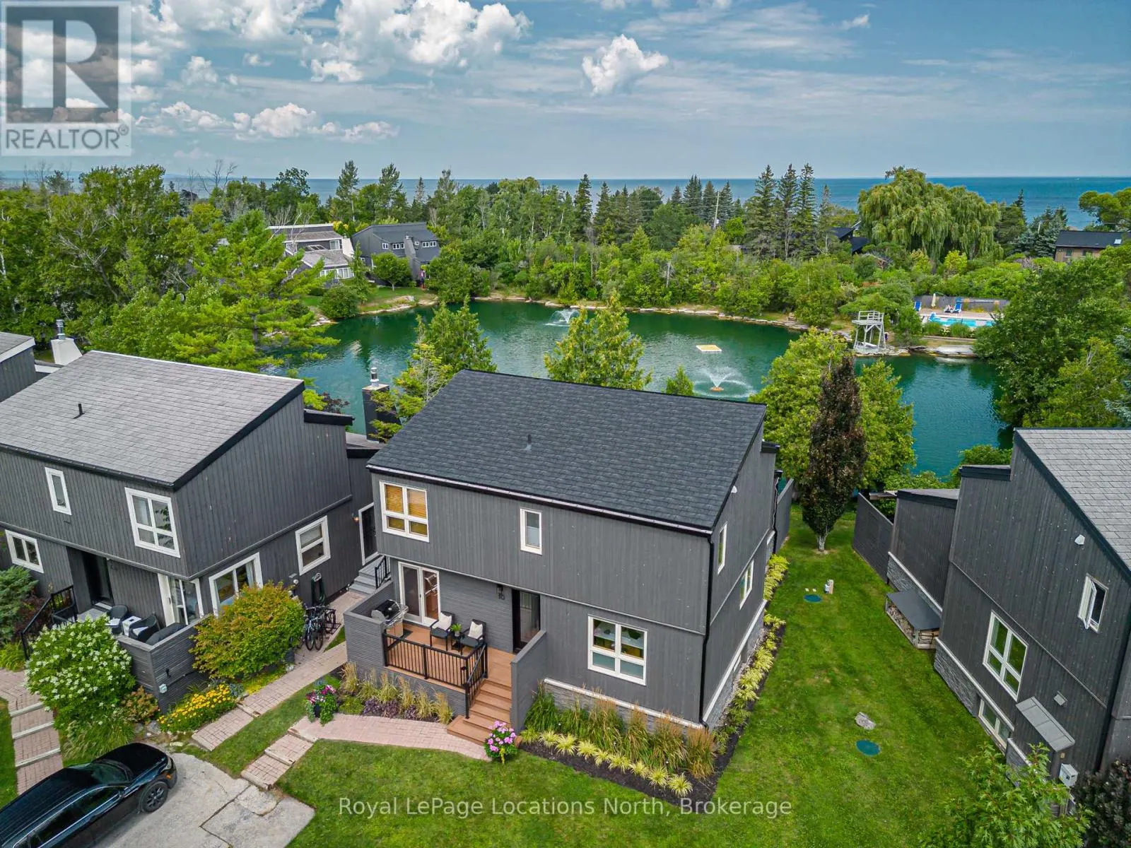 10 - 116 HIDDEN LAKE ROAD, #10