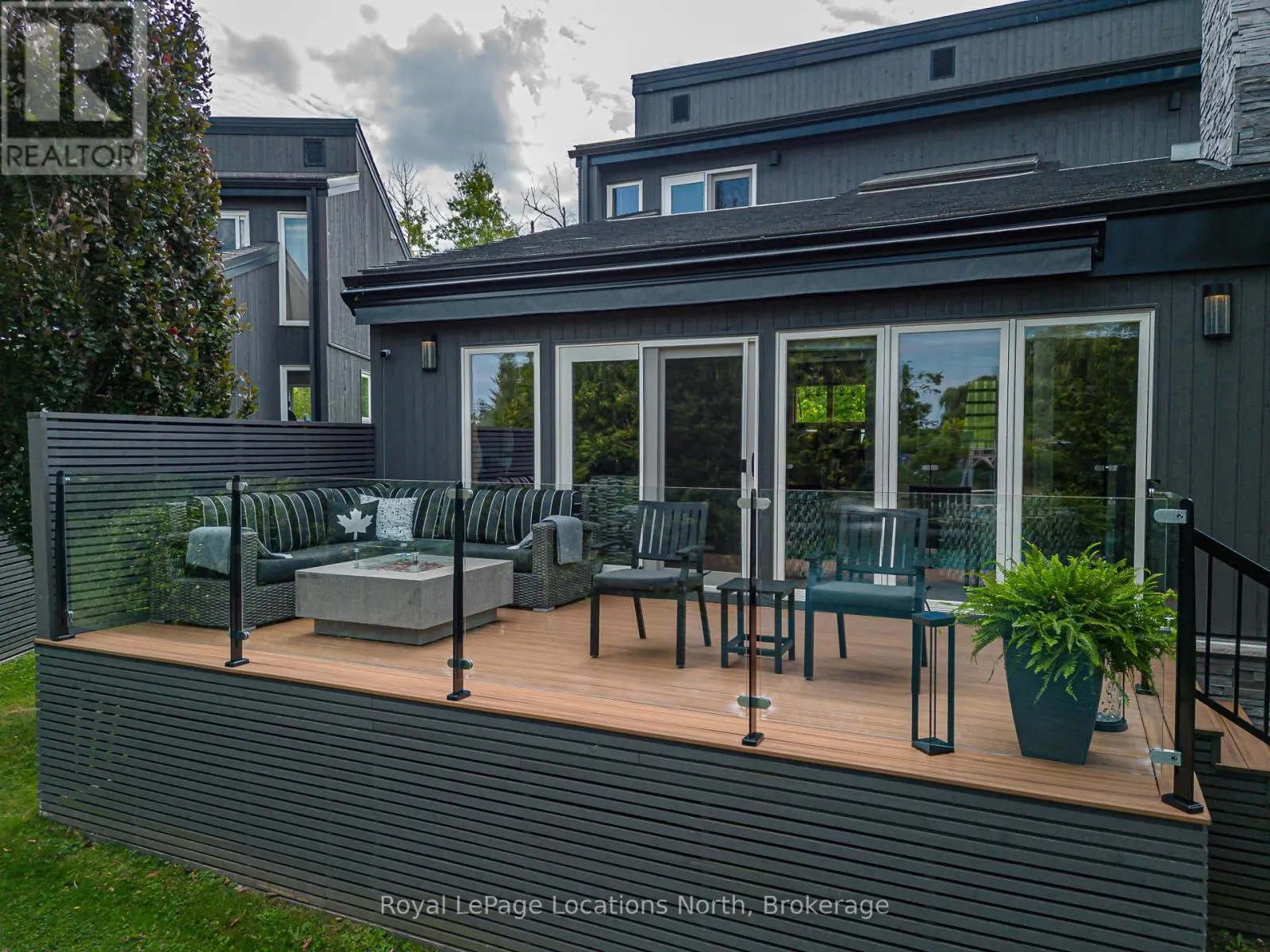 10 - 116 HIDDEN LAKE ROAD, #10