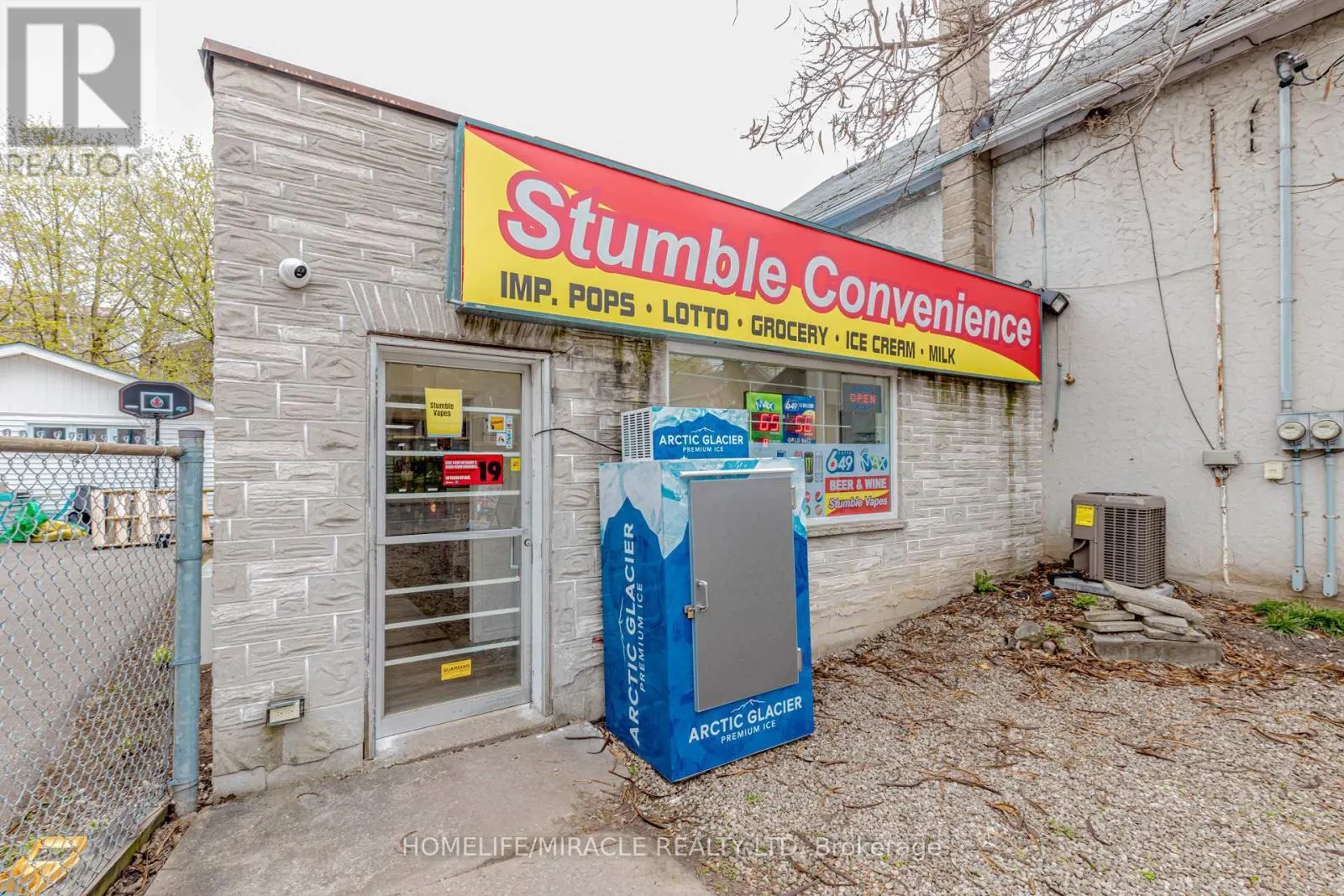 136 COOPER STREET