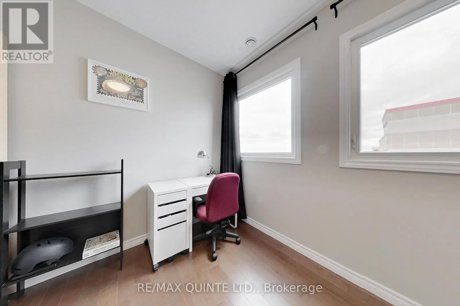 410 - 199 FRONT STREET, #410