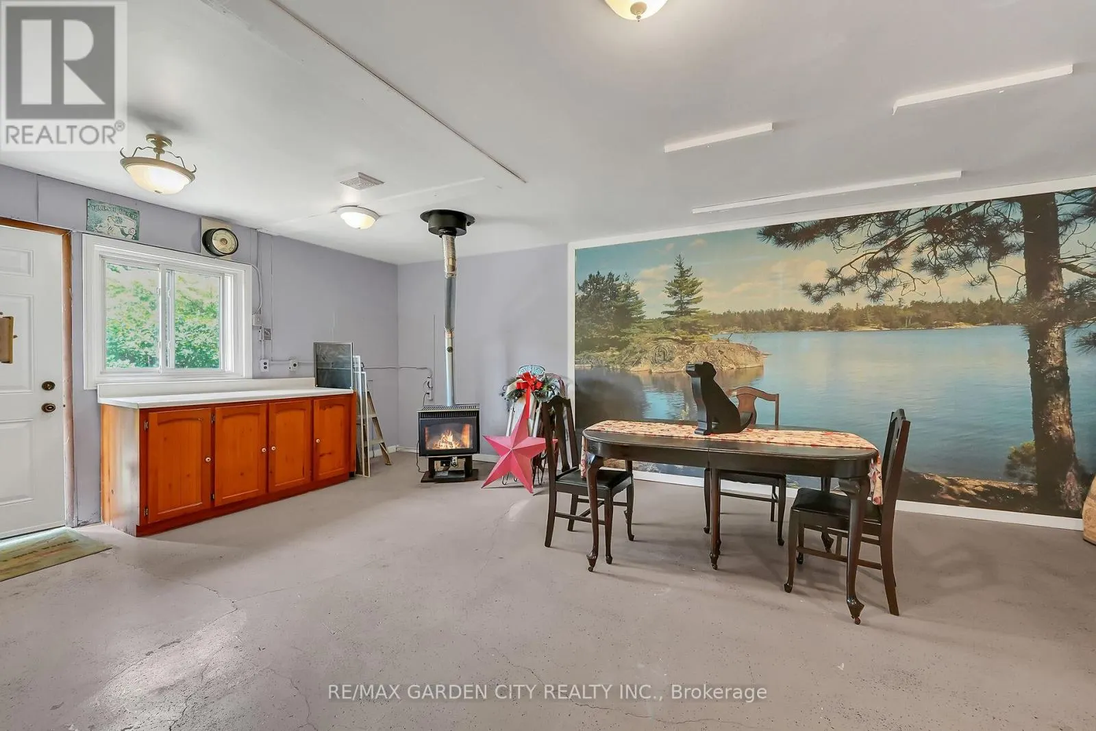 110 LIVINGSTON AVENUE