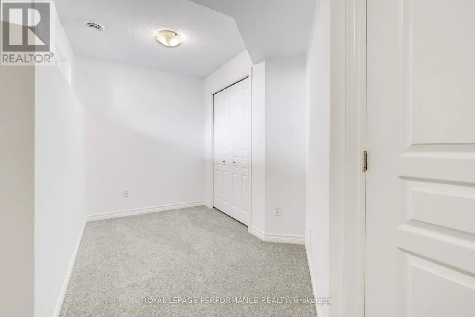 53 - 121 POPLIN STREET