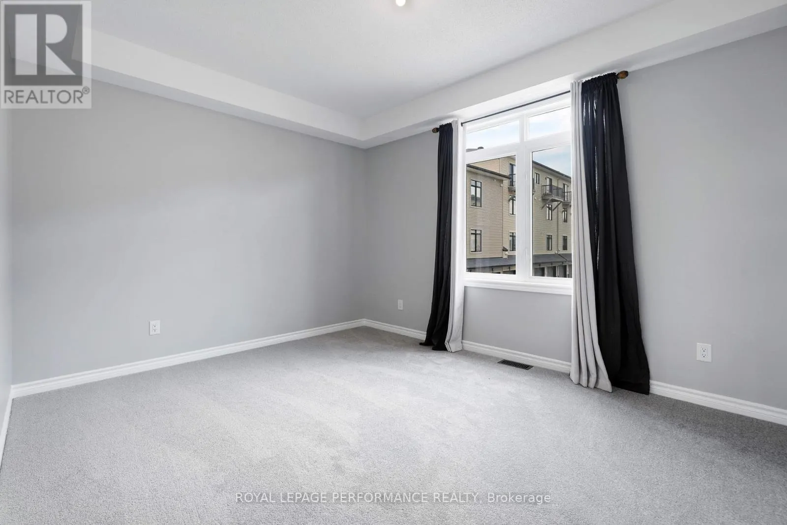 53 - 121 POPLIN STREET